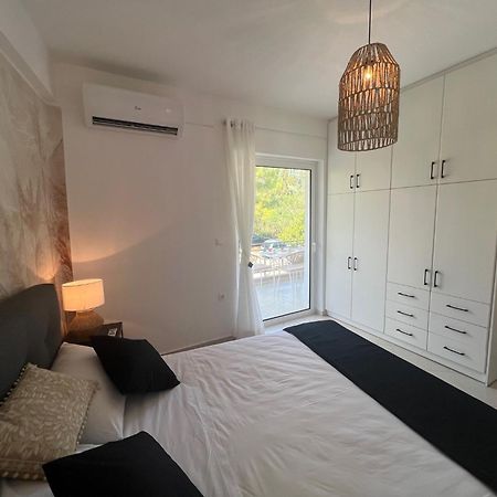 Daisy'S One-Bedroom Apartment Tolón Exteriör bild